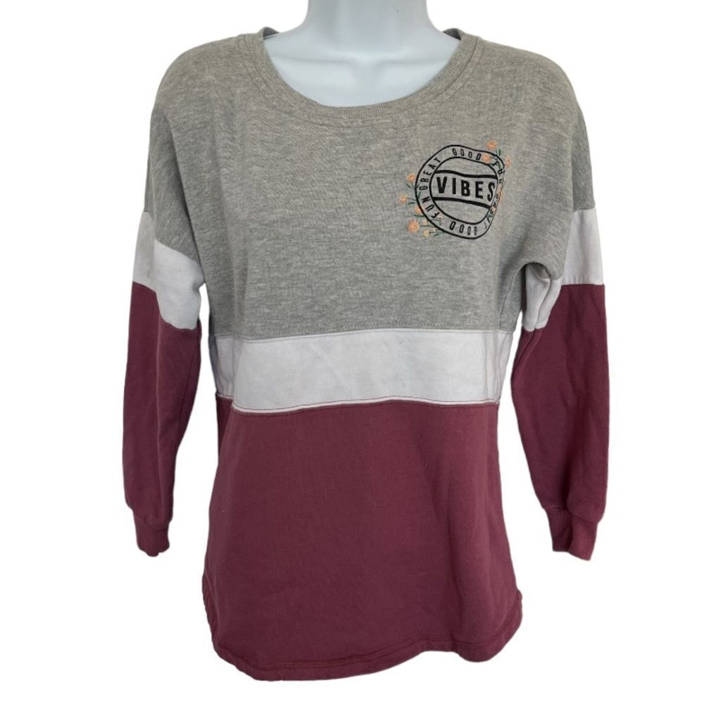 🔥4/$25 Miss Chievous Color Block Crew Neck Sweatshirt, Size Small